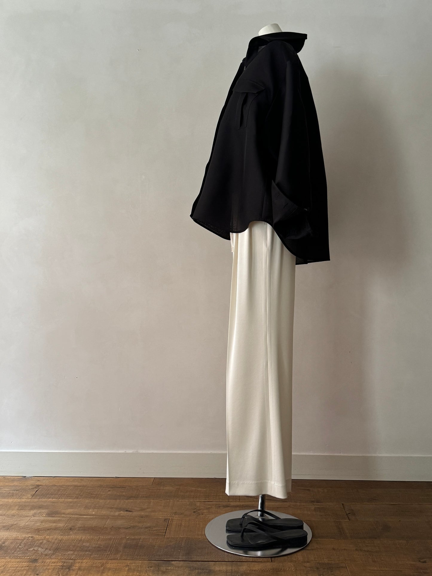 【Limited Stock】 Silky Satin Georgette Tuck Pants