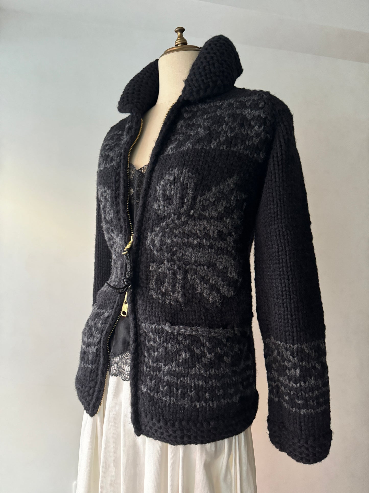 e &amp; c.84c&#39;Lithuanian Lily Zip Up Tricolor (Seal Beige x Dark Sand x Yellow Ivory)