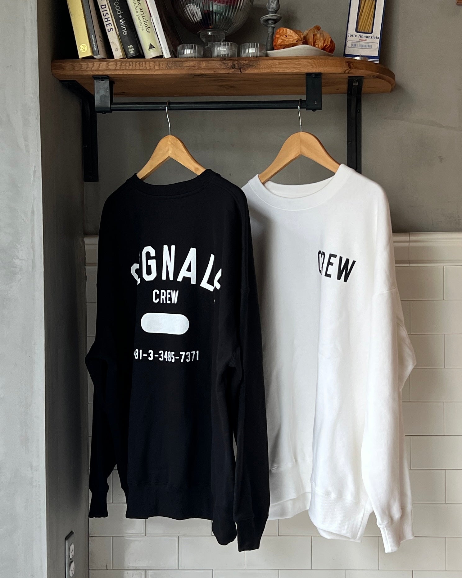 Cignale × edit & co. CREW SWEAT