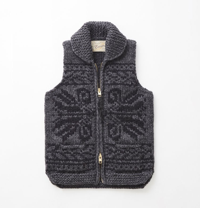 With STOCK SIZE: XS e & c.86c Lithuanian Lily zip up With STOCK SIZE: XS e & c.86c Lithuanian Lily zip up