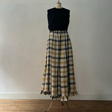 画像をギャラリービューアに読み込む, *残りわずか e&amp;c.-dm-SK9001　French Linen Frilled Hem Gather Skirt