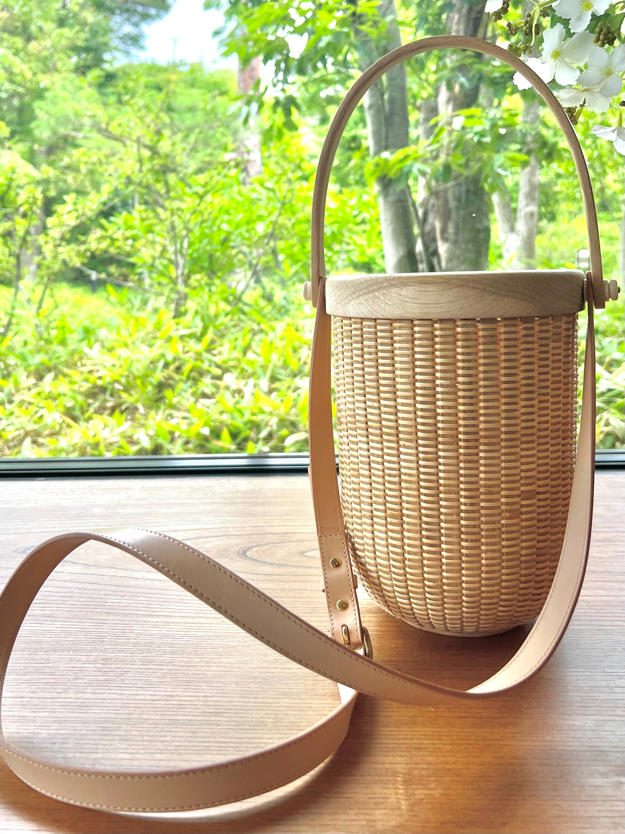 BIG NANTUCKET ウーヴンレザーバスケットバッグ Ф Vintage Nantucket basket purse quail on top placque signed